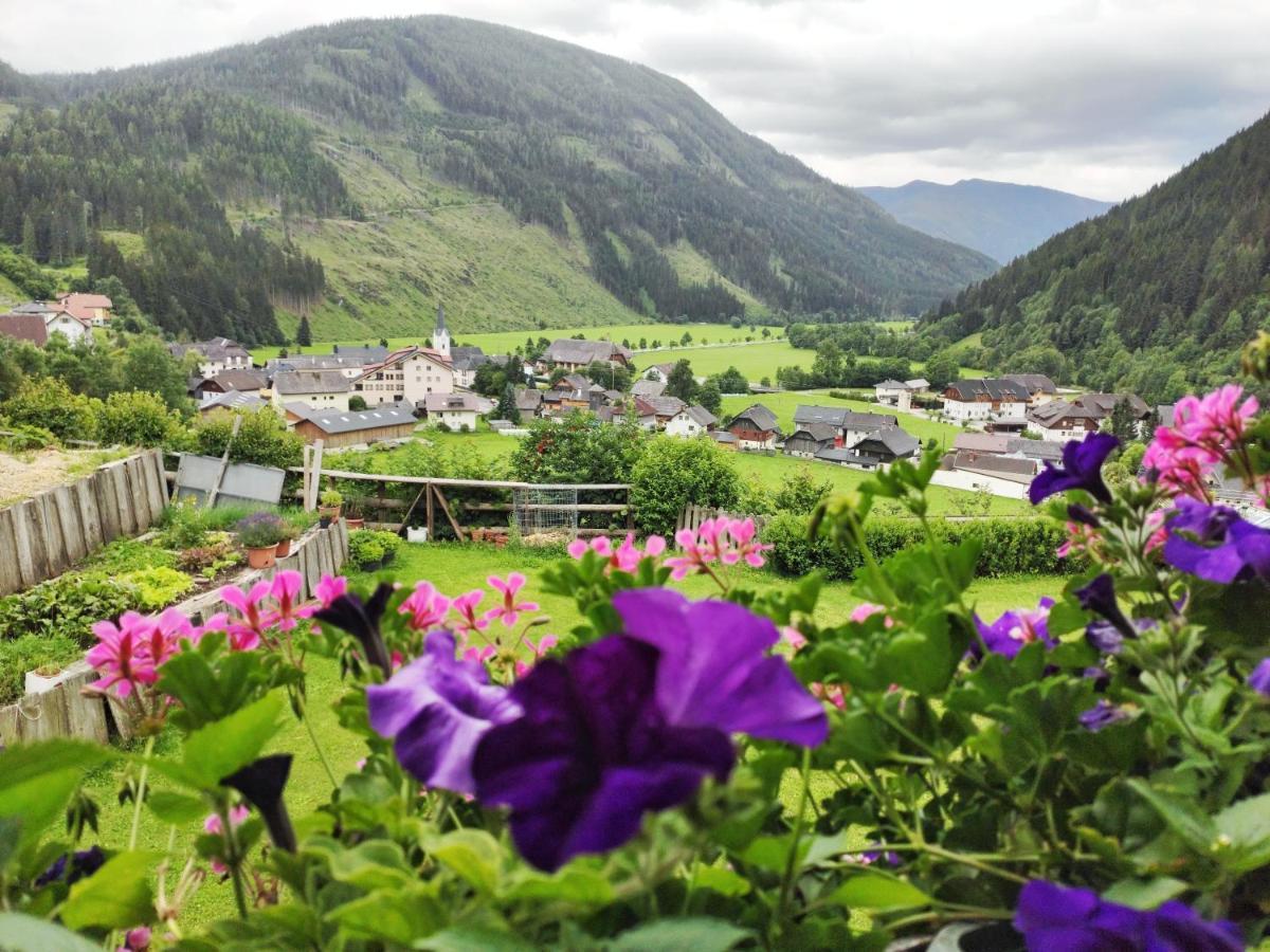 Gästehaus Laßnig Ebene Reichenau Exterior foto