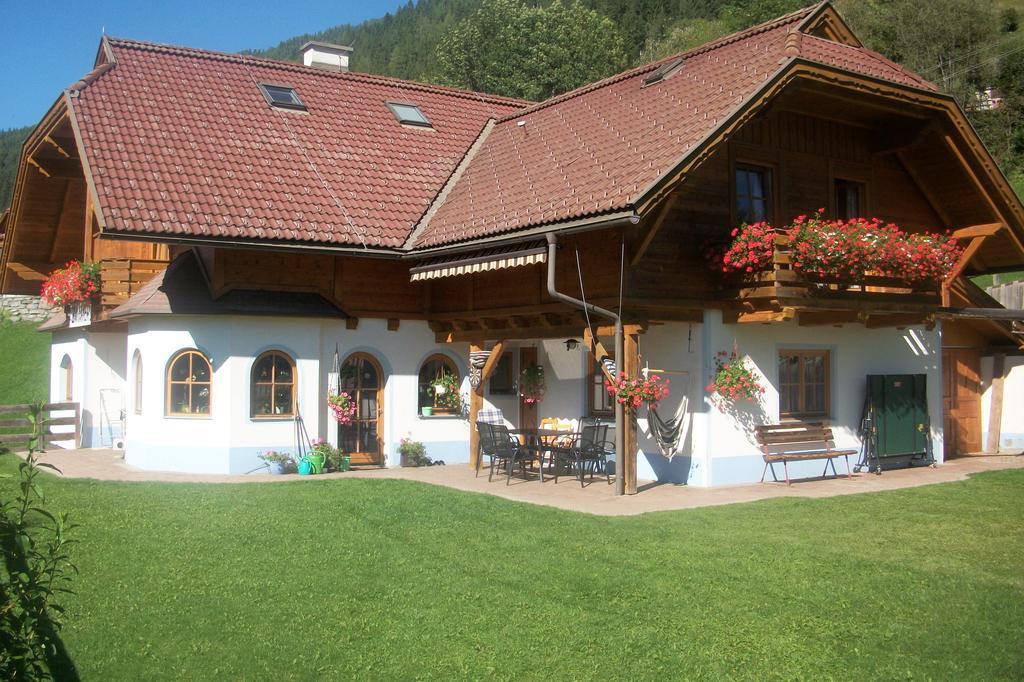 Gästehaus Laßnig Ebene Reichenau Exterior foto